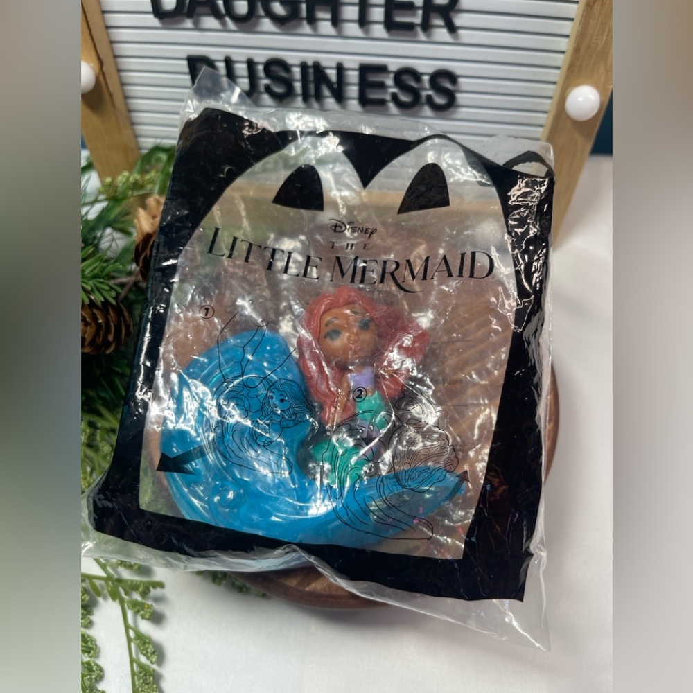 Disney Little Mermaid 2023 McDonald’s Toy #1 Ariel Figure – New Sealed